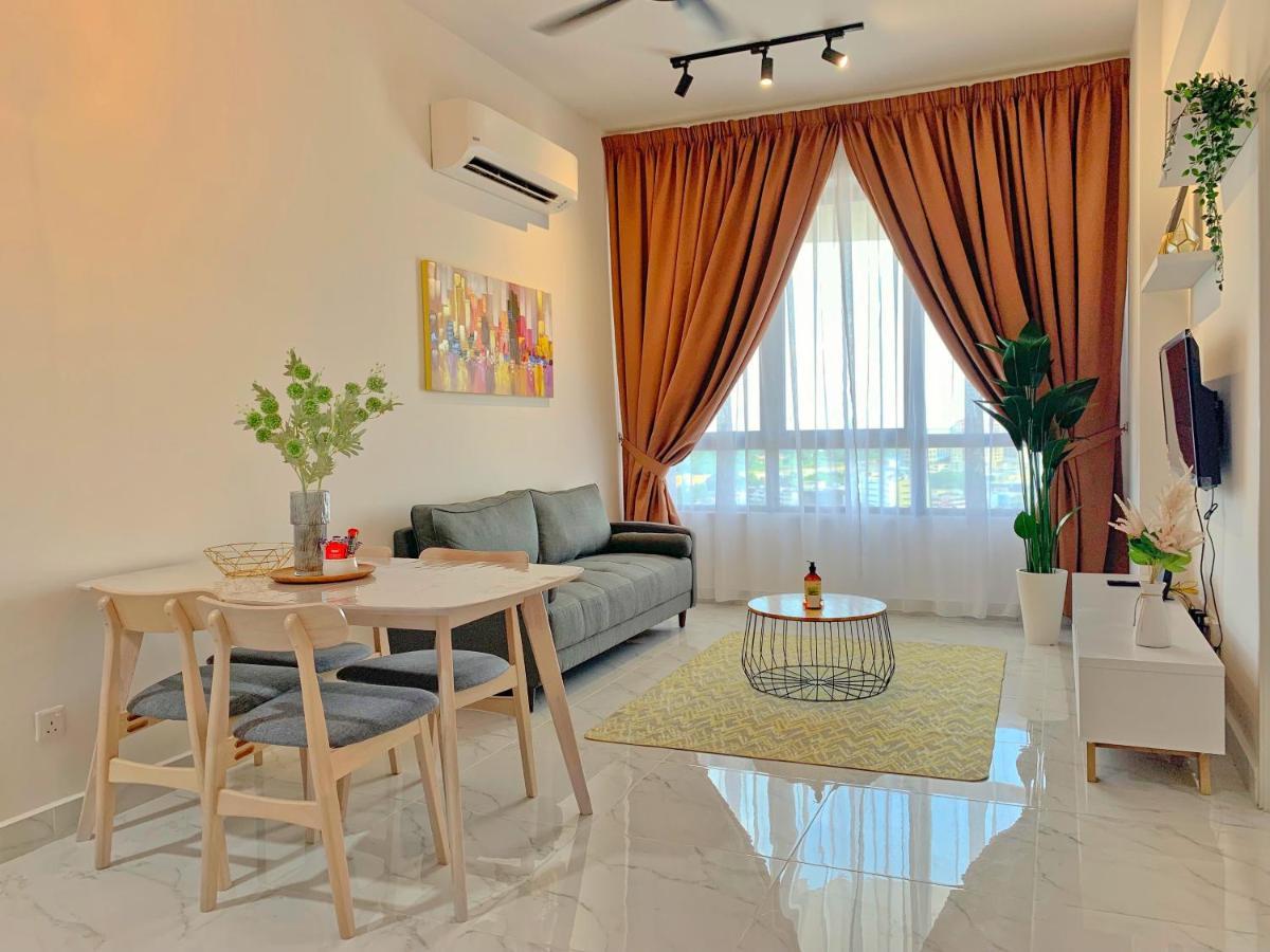 Netflix Two Bedroom Troika Kota Bharu Homestay 182 מראה חיצוני תמונה