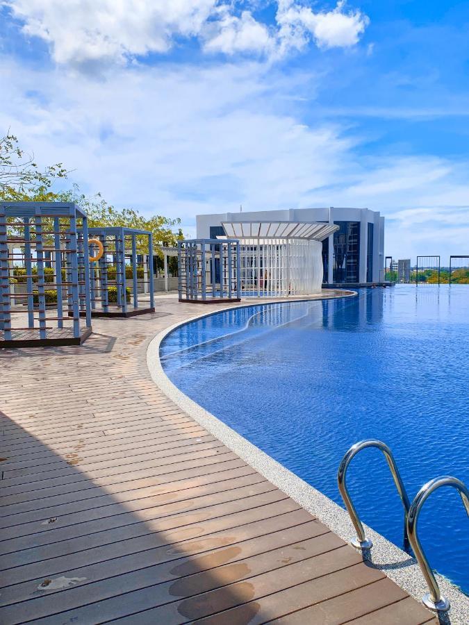 Netflix Two Bedroom Troika Kota Bharu Homestay 182 מראה חיצוני תמונה