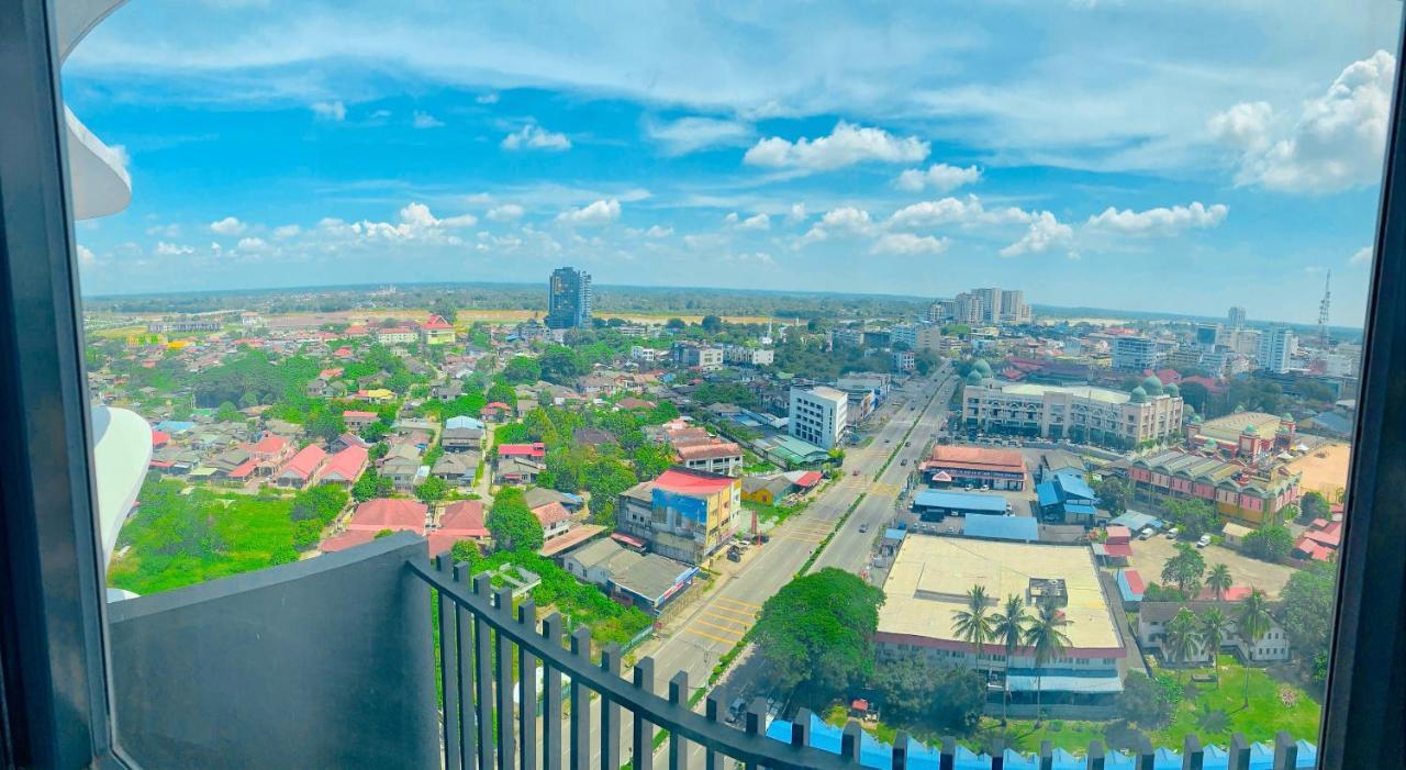 Netflix Two Bedroom Troika Kota Bharu Homestay 182 מראה חיצוני תמונה