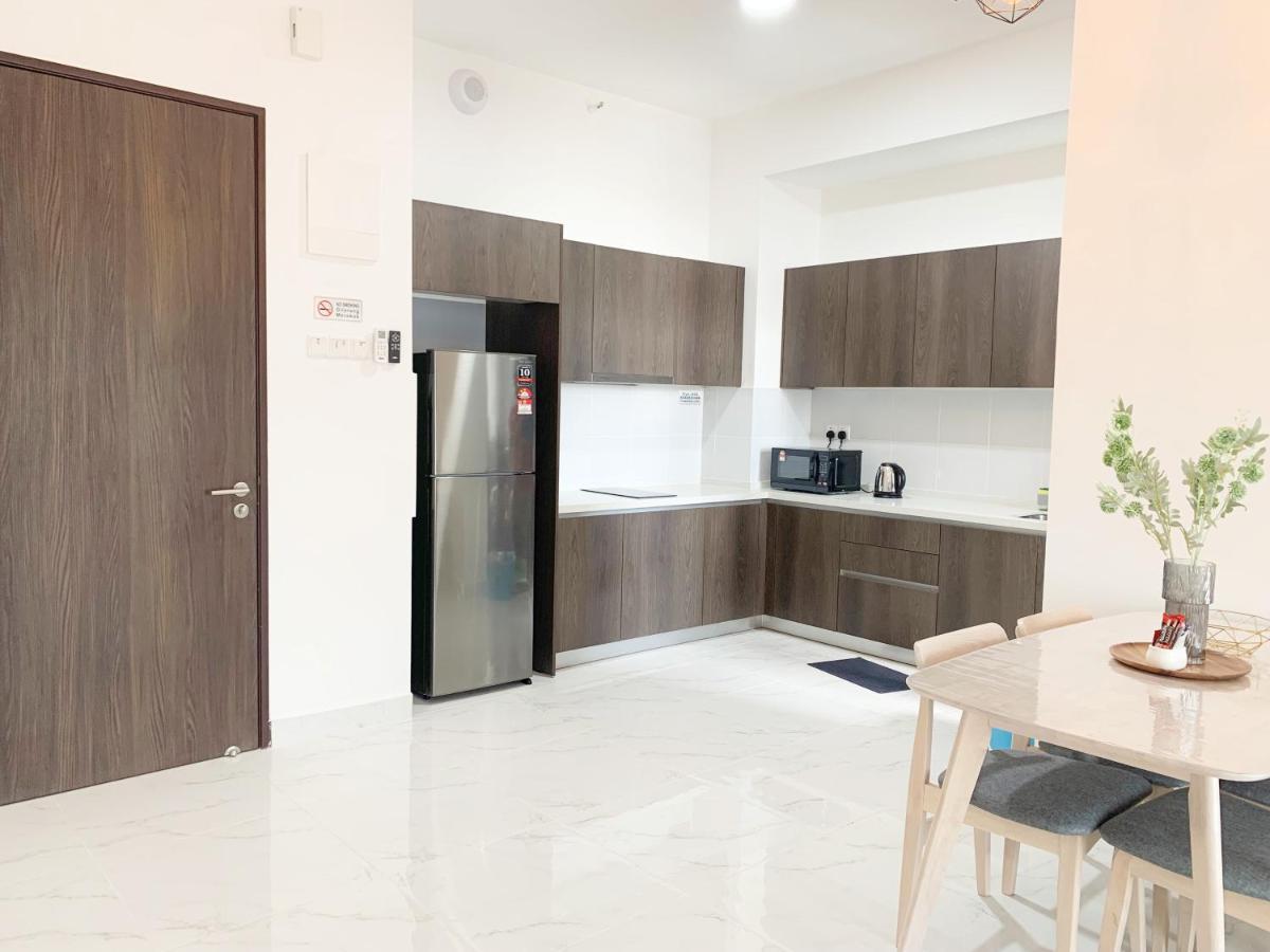 Netflix Two Bedroom Troika Kota Bharu Homestay 182 מראה חיצוני תמונה