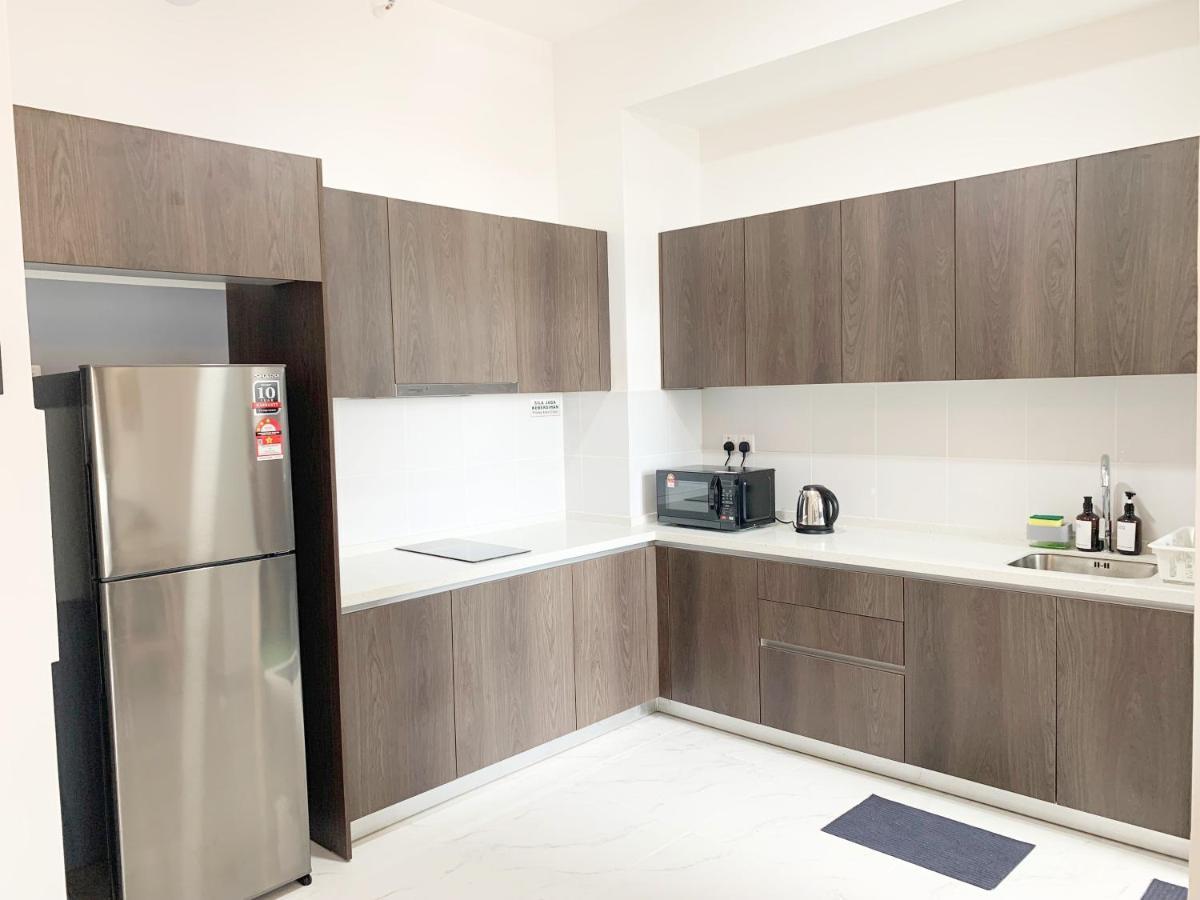 Netflix Two Bedroom Troika Kota Bharu Homestay 182 מראה חיצוני תמונה